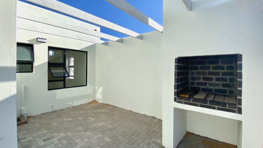 2 Bedroom Property for Sale in Velddrif Western Cape
